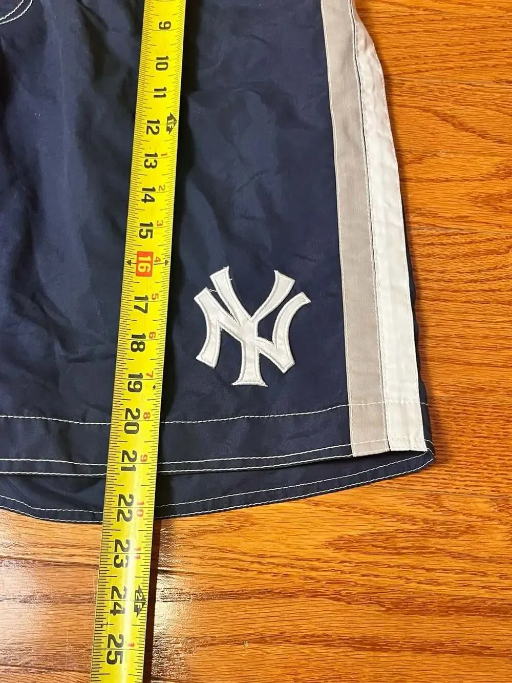 New York Yankees Genuine Merchandise Navy Blue Board Swim Shorts Size XL
